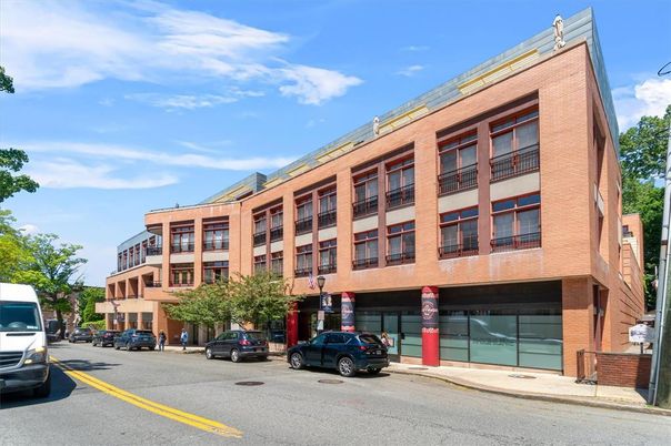 Exterior, Facade, Condo Building