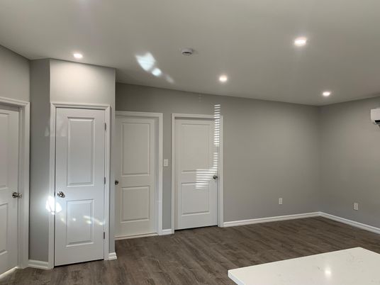Empty room, Interior, Recessed Lighting, Wood Texture Flooring