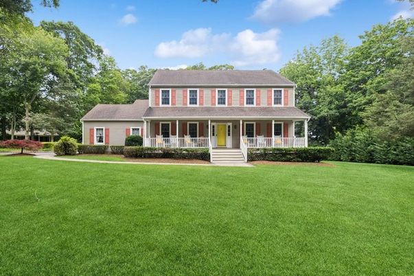 Backyard, Exterior, Facade, Georgian