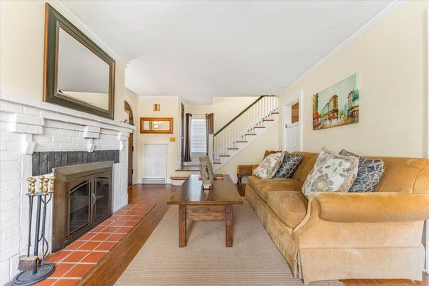Fireplace, Interior, Living room