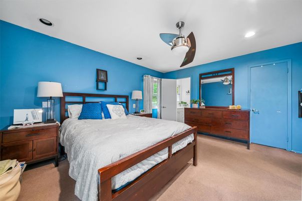 Bedroom, Interior, Recessed Lighting