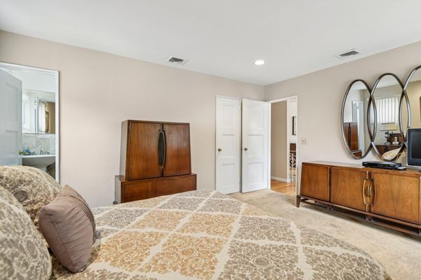 Bedroom, Interior, Recessed Lighting