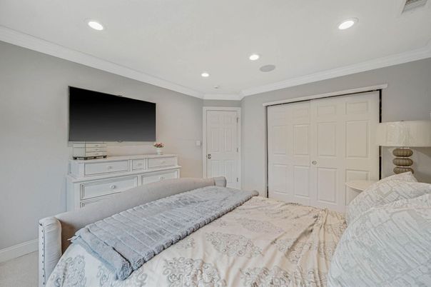 Bedroom, Interior, Recessed Lighting
