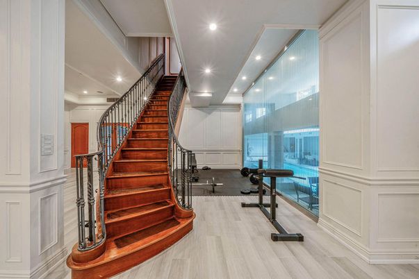 Interior, Recessed Lighting, Wood Texture Flooring