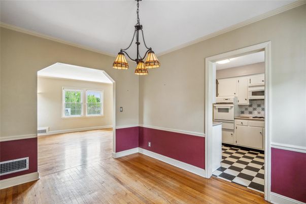 Interior, Kitchen, Pendant Lights, Wood Texture Flooring