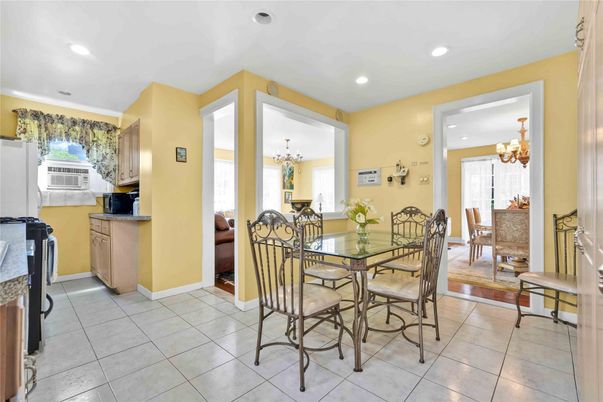Chandelier, Dining room, Interior, Recessed Lighting
