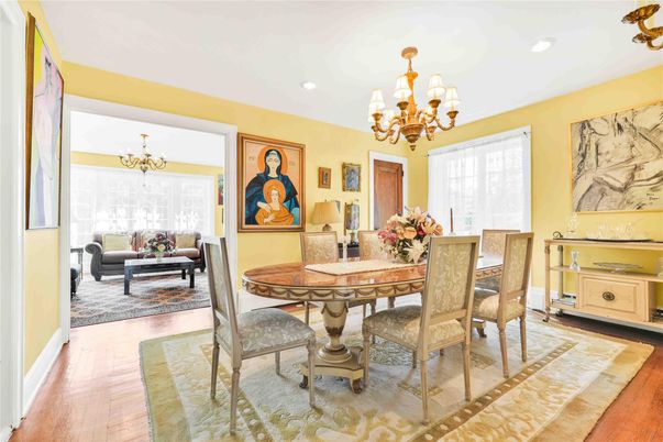 Chandelier, Dining room, Interior, Recessed Lighting, Wood Texture Flooring