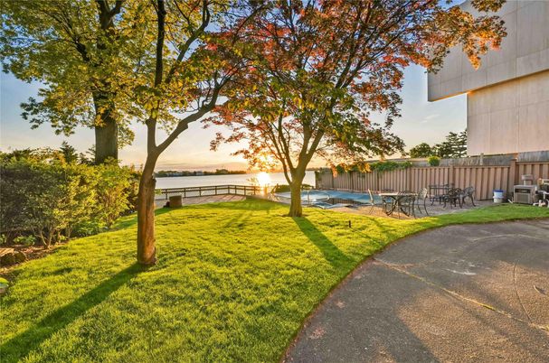 Backyard, Exterior, Water
