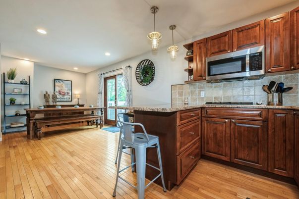 Interior, Kitchen, Pendant Lights, Recessed Lighting, Wood Texture Flooring