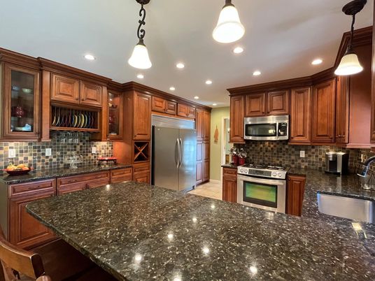 Interior, Kitchen, Pendant Lights, Recessed Lighting, Stainless Steel Appliances