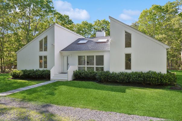 Backyard, Exterior, Facade, Farmhouse