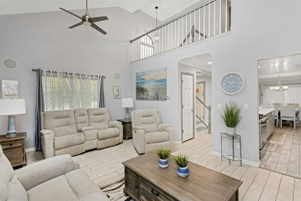 Chandelier, Dining room, Interior, Living room, Pendant Lights, Recessed Lighting, Wood Texture Flooring