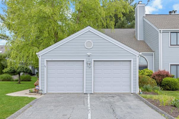 Detached Garage, Exterior