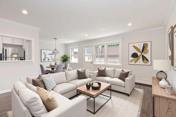 Dining room, Interior, Living room, Pendant Lights, Recessed Lighting, Wood Texture Flooring