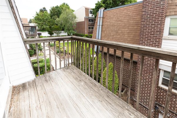 Exterior, Wood Texture Flooring
