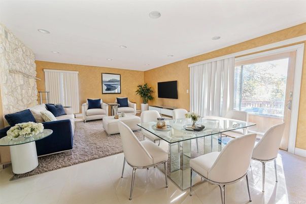 Dining room, Interior, Living room, Recessed Lighting