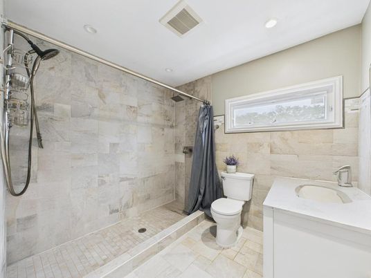 Bathroom, Interior, Recessed Lighting