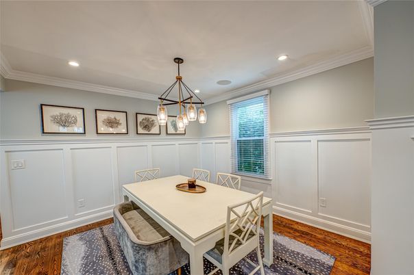 Dining room, Interior, Pendant Lights, Recessed Lighting, Wood Texture Flooring