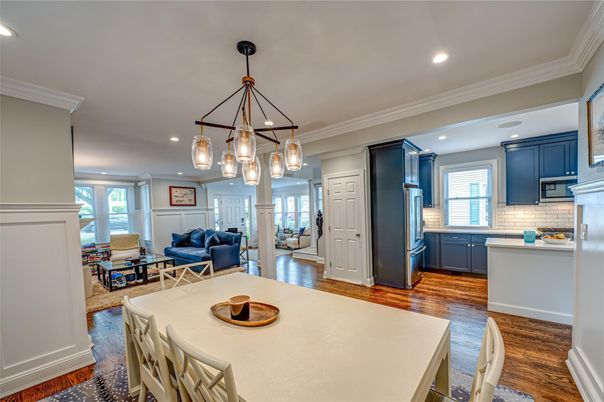 Dining room, Interior, Kitchen, Living room, Pendant Lights, Recessed Lighting, Wood Texture Flooring