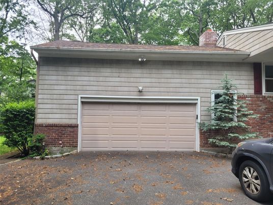 Detached Garage, Exterior