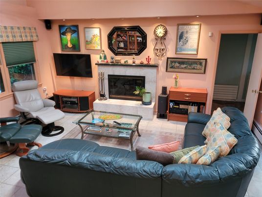 Fireplace, Interior, Living room
