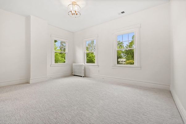 Chandelier, Empty room, Interior