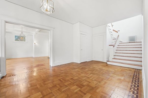 Empty room, Interior, Pendant Lights, Wood Texture Flooring
