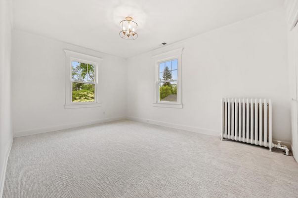 Chandelier, Empty room, Interior