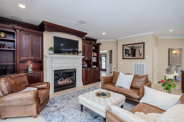 Fireplace, Interior, Living room, Recessed Lighting