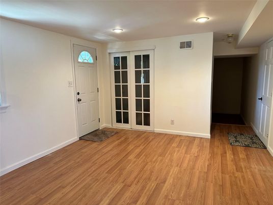Empty room, Interior, Recessed Lighting, Wood Texture Flooring