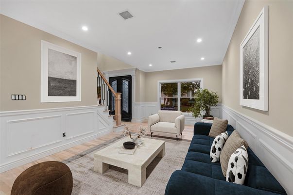 Interior, Living room, Recessed Lighting, Wood Texture Flooring