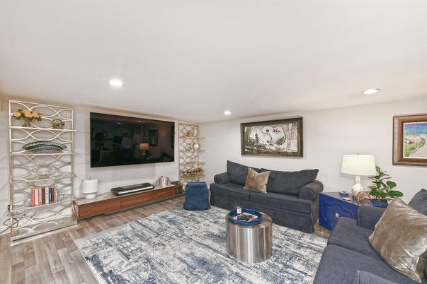 Interior, Living room, Recessed Lighting, Wood Texture Flooring