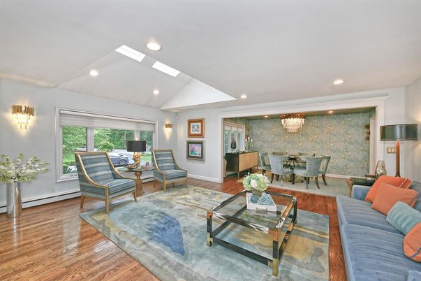 Chandelier, Dining room, Interior, Living room, Recessed Lighting, Stone Walls, Wood Texture Flooring
