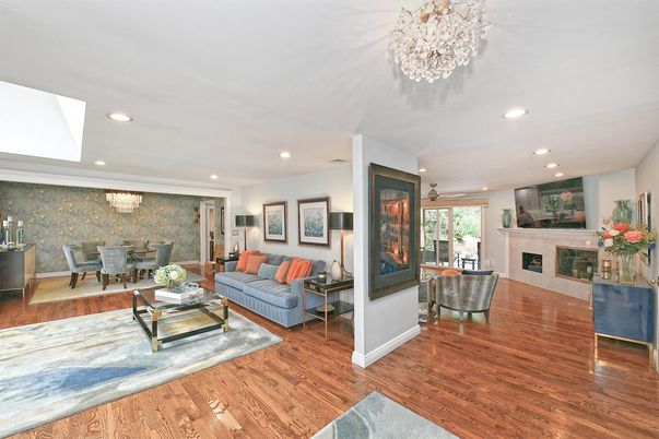 Chandelier, Dining room, Fireplace, Interior, Living room, Recessed Lighting, Wood Texture Flooring