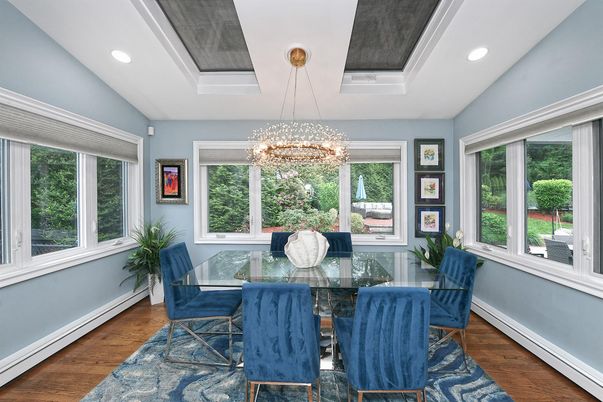 Chandelier, Dining room, Interior, Recessed Lighting, Wood Texture Flooring