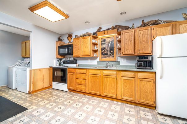 Interior, Kitchen, Recessed Lighting, Washer