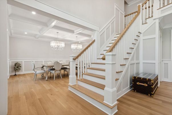 Chandelier, Dining room, Interior, Recessed Lighting, Wood Texture Flooring