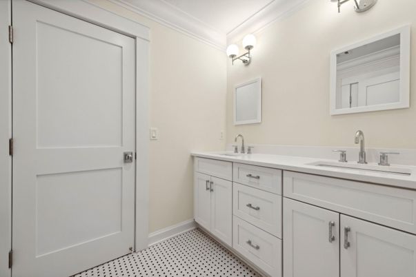 Bathroom, Dual Sink Vanities, Interior