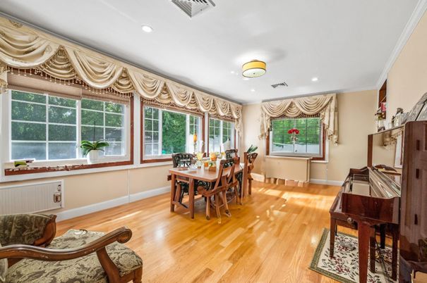 Dining room, Interior, Piano, Recessed Lighting, Wood Texture Flooring