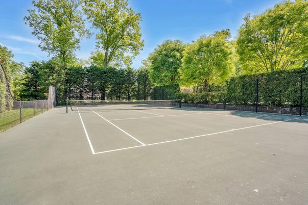 Exterior, Tennis Courts