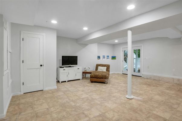 Interior, Recessed Lighting