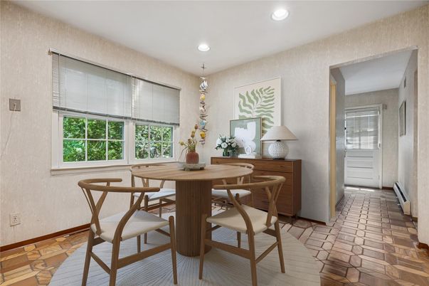 Dining room, Interior, Recessed Lighting