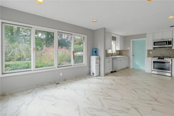 Interior, Kitchen, Marble, Recessed Lighting, Stainless Steel Appliances