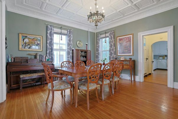 Chandelier, Dining room, Interior, Piano, Wood Texture Flooring