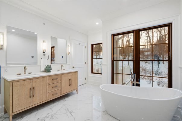 Bathroom, Dual Sink Vanities, Free Standing Baths, Interior, Marble, Recessed Lighting