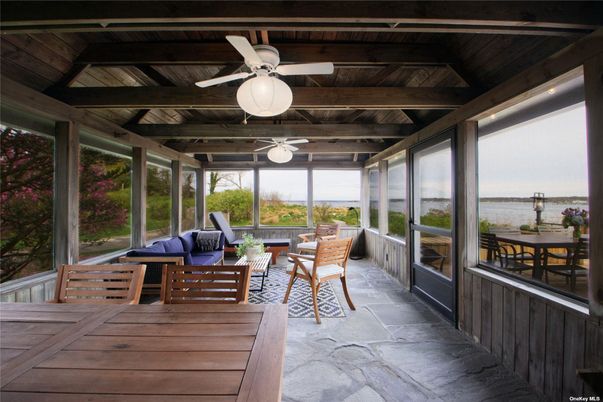 Interior, Living room, Sun Room, Water, Wooden Beams, Wooden Ceilings