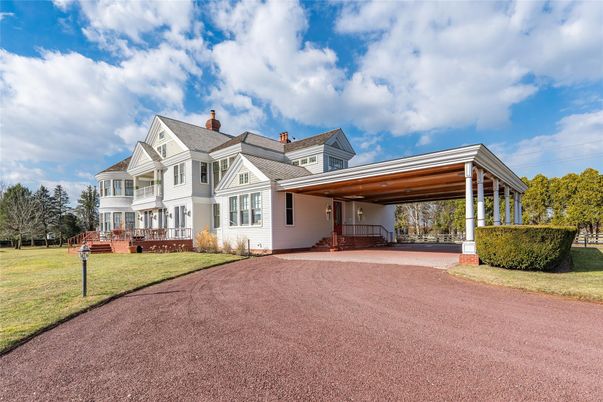 Backyard, Exterior, Facade, Farmhouse