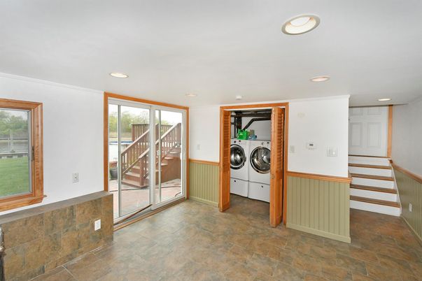 Interior, Recessed Lighting, Utility Closets, Washer