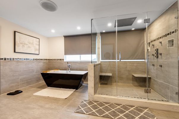 Bathroom, Free Standing Baths, Glass Shower, Interior, Recessed Lighting