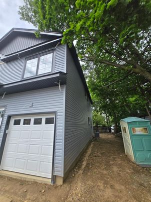 Backyard, Detached Garage, Exterior